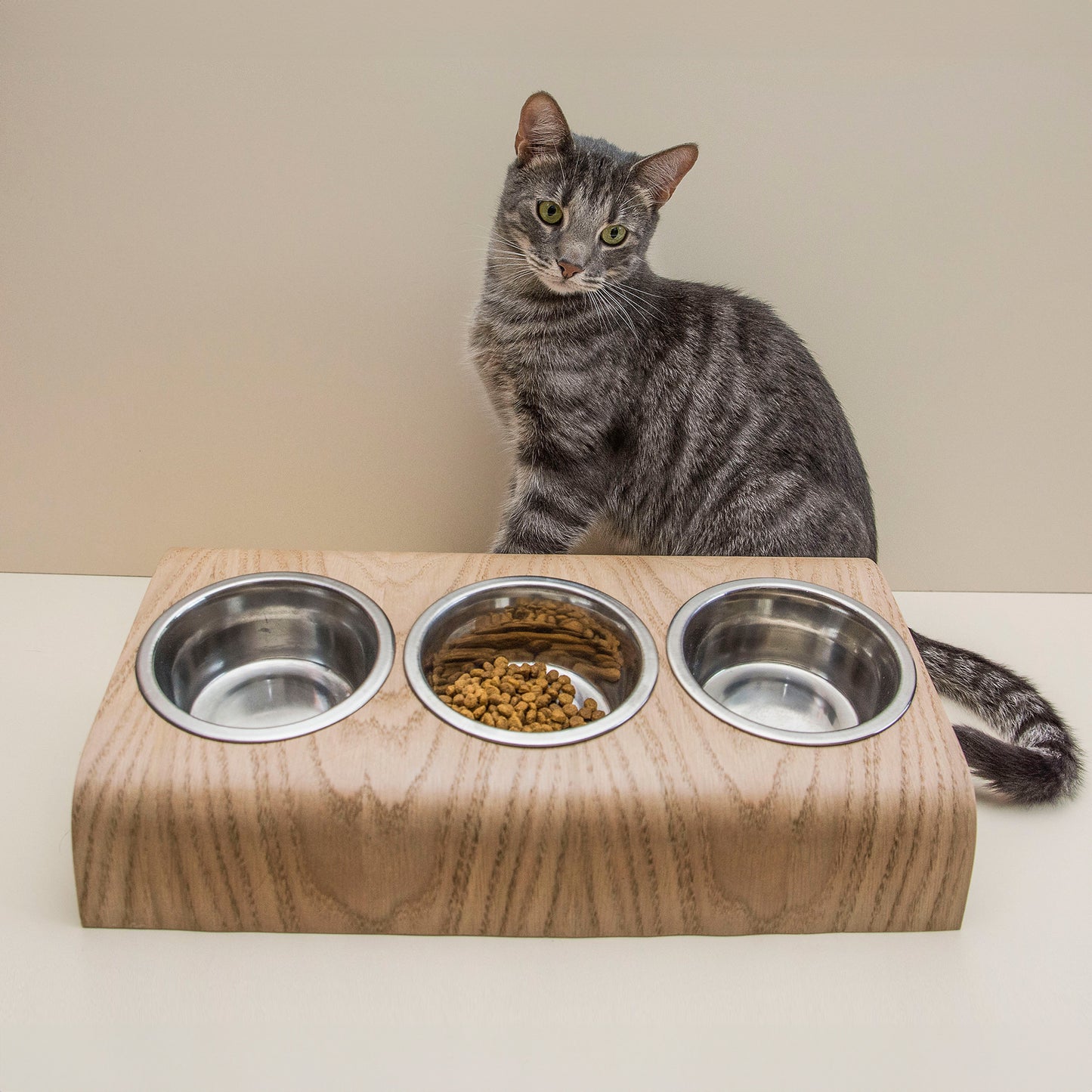 Wooden Elevated Cat and Dog Bowl Stand with 3 Bowls