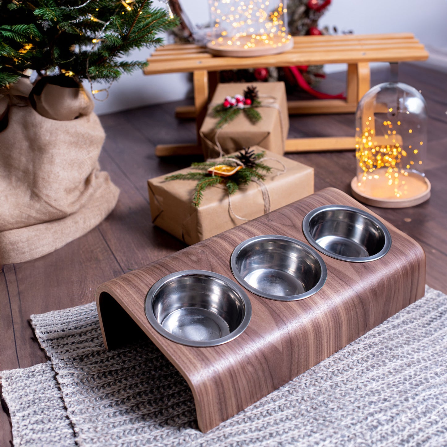 Wooden Elevated Cat and Dog Bowl Stand with 3 Bowls